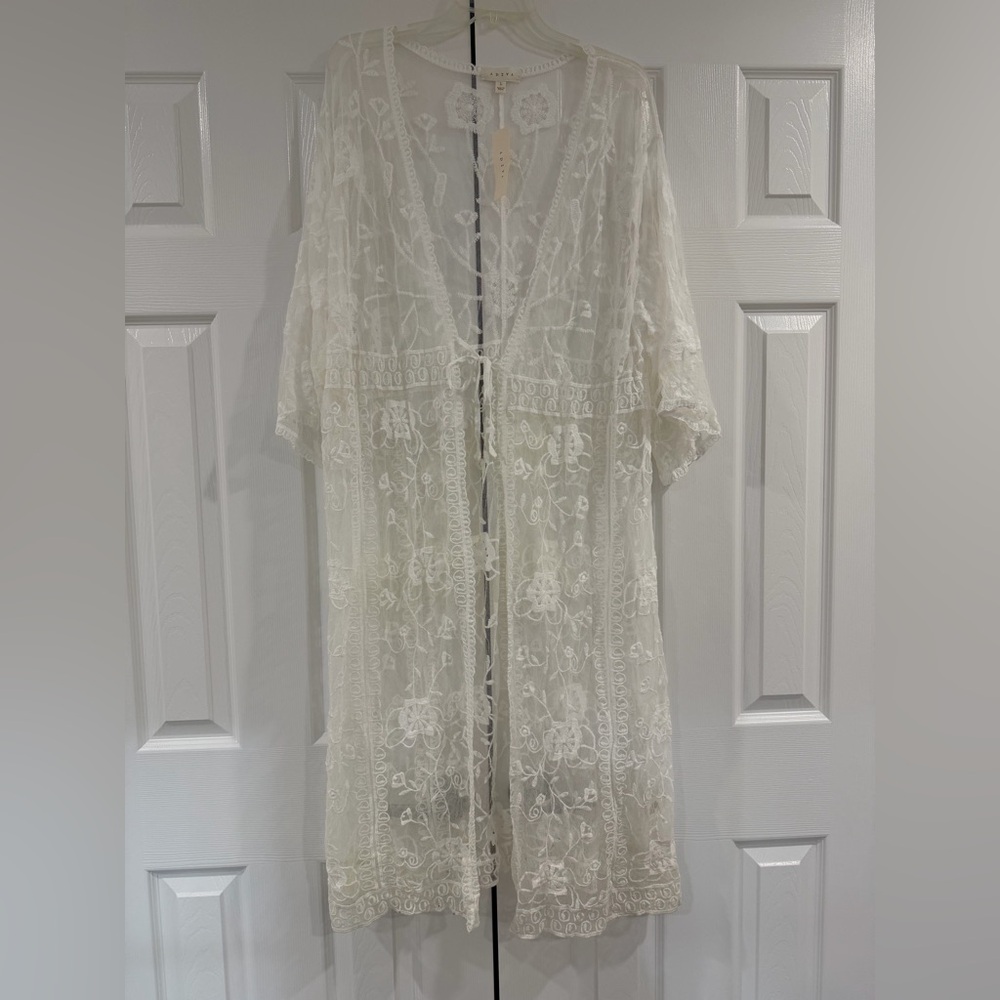 Adiva Boho White Sheer Embroidered Mesh Lace Cover-Up Kimono Floral